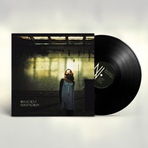 Nina Kohout vydáva v Deadred Records svoje debutobé EP