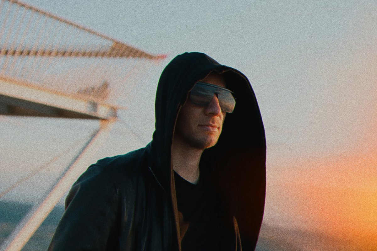 Slovenský producent Duhan predstavuje videoklip k elektronickej skladbe Behind the Horizon