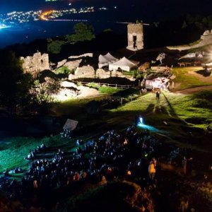 Filmová noc na hrade 2016 ponúkne aj klipy od špičky slovenskej hudobnej scény