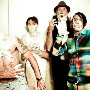 Oficiálne: Red Hot Chili Peppers sú headlinerom NOVAROCK 2016!