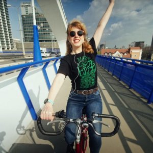Cyklovýlet cez hudbu: Nový Singel od Zuzany Mikulcovej