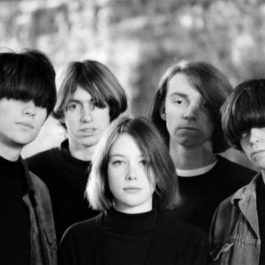 Britská shoegaze legenda Slowdine zahrá na festivale Colours of Ostrava