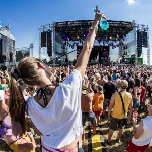 Skončil sa 13-ty ročník Topfestu, záverečný ohňostroj nahradili blesky