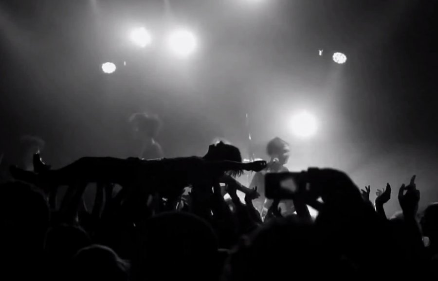 Palma Violets použili v novom klipe zábery od fanúšikov Palma Violets použili v novom klipe zábery od fanúšikov