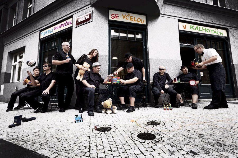 Kapela Sto Zvířat predstaví nový album aj na Slovensku | Autor: Michal Linhart Kapela Sto Zvířat predstaví nový album aj na Slovensku