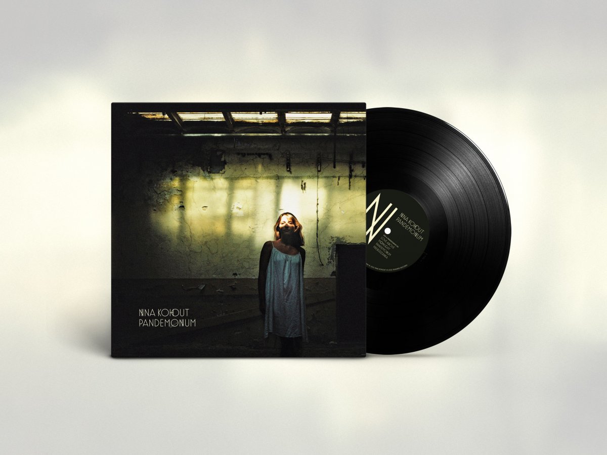 Nina Kohout vydáva v Deadred Records svoje debutobé EP